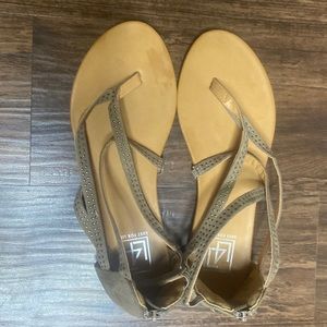 L4L lust for life size 8 color light brown